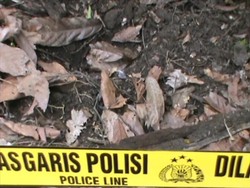 Di Tanah Penuh Semak inilah Bayi Dikubur Hidup-hidup, Warga Geram