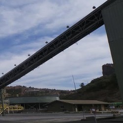 Berani Lawan Pemerintah, Hidayat Sebut Ini Risiko Terburuk untuk Newmont