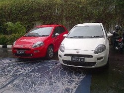 Ini Bedanya Fiat Punto Easy dan Lounge
