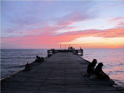 Ini Sunset Romantis Selain di Losari, Makassar