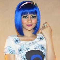 Selalu Pakai Wig Ngejreng, Jenita Janet Merasa Beda Tipis dengan Berhijab