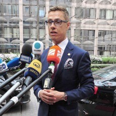 PM Finlandia: Gara-gara Steve Jobs Nokia Tumbang