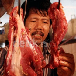 Para Pedagang Punya Sanksi Berat untuk Anggota Nakal yang Jual Daging Celeng