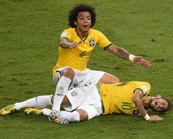 Scolari: Neymar Sempat Mati Rasa