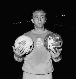 Alfredo Di Stefano Wafat