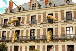 Museum Sulap di Prancis Ini Dijaga 6 Naga!