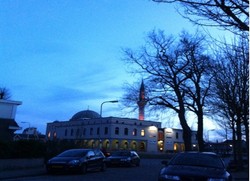 Ramadan di Deventer, Melatih Sabar dan Takjub Dengar Azan Berkumandang