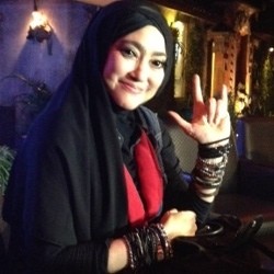 Gandeng Tohpati dan Mustafa Debu, Natasha Pramudita Luncurkan Album Religi