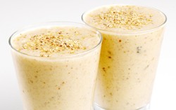 4 Kreasi Smoothie Enak Berbahan Kurma