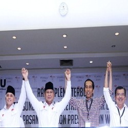 Kampanye Hitam di Internet = Penjara 6 Tahun