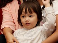 Lucunya Elea, Putri Ussy Sulistiawaty dan Andhika