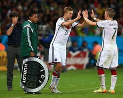 Loew Dukung Ide Pergantian Pemain Keempat di Extra Time