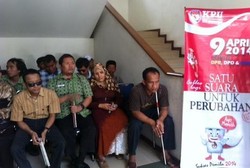 Ada Alat Bantu di Tiap TPS, Tunanetra Bisa Nyoblos di Mana Saja