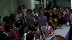 Dengar Suara Ibunda Jokowi, Puan Menangis