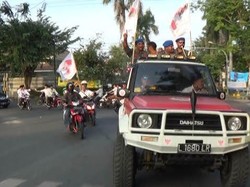 Klaim Menang, Pendukung Prabowo-Hatta di Surabaya Gelar Konvoi