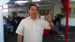 Tommy Soeharto Nyoblos Siang karena Nonton Bola, Keluhkan Brasil Kalah