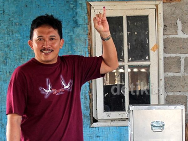 Warga Indonesia Memilih Presiden