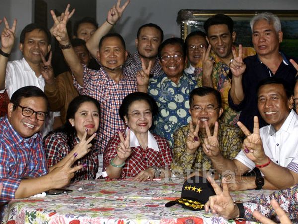 Jokowi, JK dan Mega Pantau Quick Count