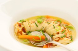 Hangat Gurih Fladlesuppe, Sup Pancake Khas Jerman