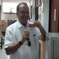 MS Hidayat Nyoblos Ditemani Sang Putri, Ini Capres Pilihannya