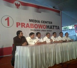 Tim Prabowo-Hatta Klaim Menang Mutlak di Jawa Barat