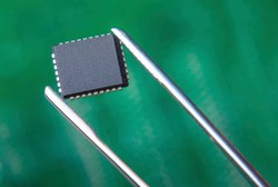 Agar Lebih Nyaman, Ilmuwan Ciptakan Kontrasepsi Berbentuk Cip Komputer