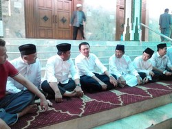 Safari Ramadan ke Masjid Sunda Kelapa Ahok Disapa Pak Gubernur