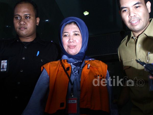 Istri Walikota Palembang Juga Ditahan