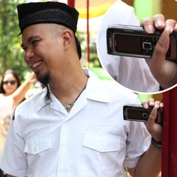 2014, Ahmad Dhani Masih Pakai Nokia Communicator