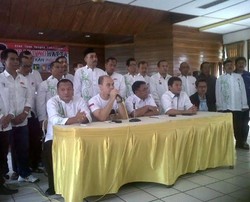 Klaim Unggul di Bandung, Tim Prabowo-Hatta akan Doa Bersama Nanti Malam