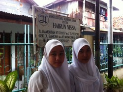 Tinggal di Panti Asuhan, Jadi Semangat Yana dan Tyas untuk Jadi Juara Kelas