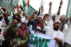 Di Hadapan Massa Solidaritas Palestina, Ical: Mari Kumpulkan Dana