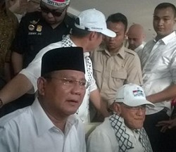 Usai Orasi Solidaritas, Prabowo Tinggalkan Bundaran HI