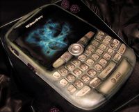 Nyam-nyam... BlackBerry & iPhone Ini Bisa Dimakan Lho