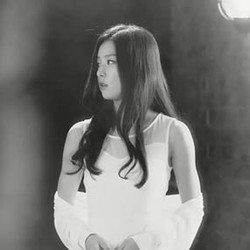 Seulgi SM ROOKIES Tampil Cantik di Video Musik Fantastic Henry Lau