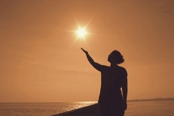 Senja Dalam Genggaman