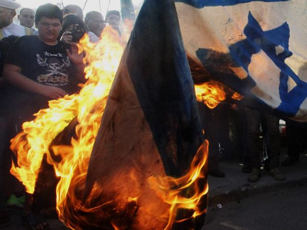 Demo Kecam Israel Mulai Marak