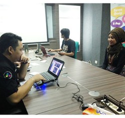 Foto: Penjurian HiPop Star 2014, Para Hijabers Diminta Menyanyi