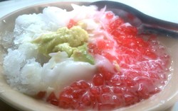 Yuk, Bikin Es Sekoteng Manis Segar untuk Berbuka!