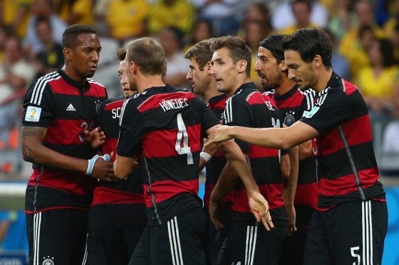 Road to Final: Jerman Sudah Panas dari Start
