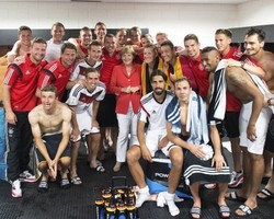 Kanselir Jerman Hadir di Maracana, Presiden Argentina Absen