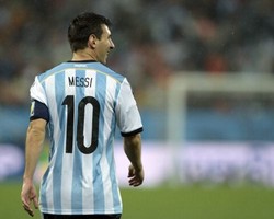 Road to Final: Ketergantungan Argentina pada Messi