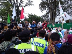 Deddy Mizwar Gabung dengan Ribuan Orang Kutuk Serangan Israel ke Gaza