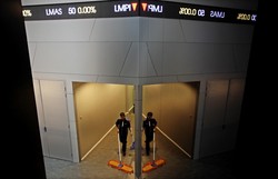 IHSG Jatuh Pasca Jokowi Effect, BEI: Kemarin Sudah Terlalu Tinggi