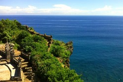 Pura Uluwatu, Pesona yang Tak Lekang oleh Waktu