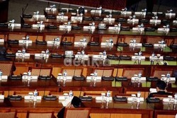 Komisi I Dukung KPI Soal Penghentian Penayangan Quick Count di Televisi