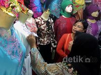 Pasar Jatinegara Mulai Ramai Pengunjung
