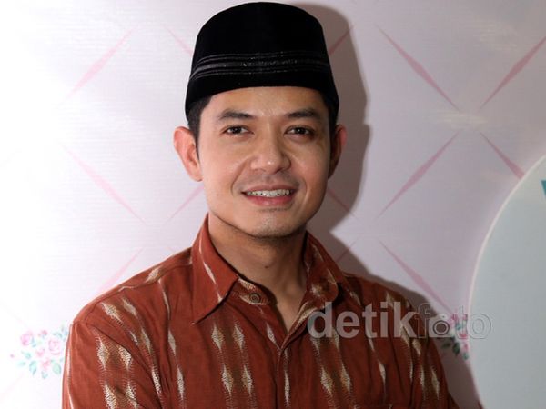 Dude Ingin Bangun Restoran untuk Alyssa