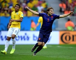 Belanda Dapat Gelar Hiburan, Brasil Tak Dapat Apa-apa