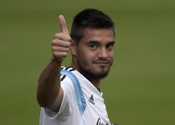 Romero Ingin Kembalikan Nama Besar Argentina